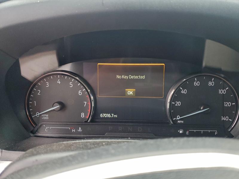 Фото 9 - FORD EXPLORER