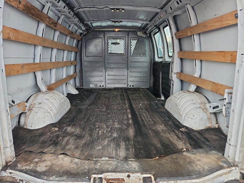 GMC SAVANA 2017 VIN 1GTW7AFF6H1906764