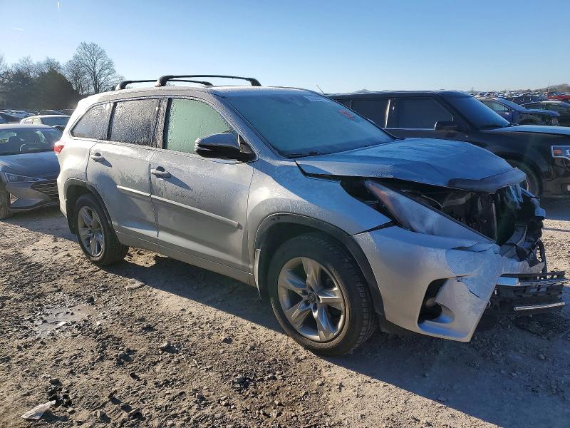 TOYOTA HIGHLANDER 2018 VIN 5TDDZRFH5JS852724