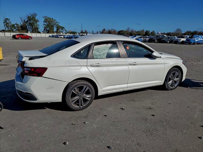 Фото 3 - VOLKSWAGEN JETTA