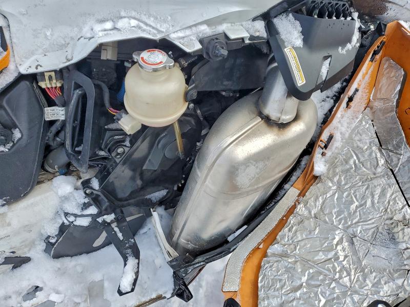 SKI-DOO SNOWMOBILE 2017