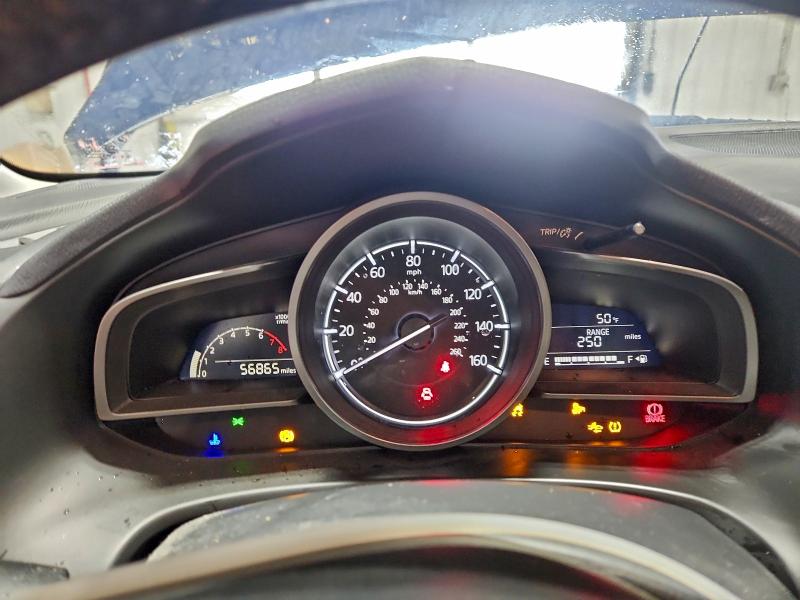 Фото 9 - MAZDA 3