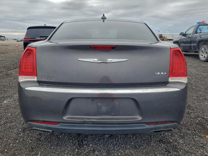 Фото 6 - CHRYSLER 300