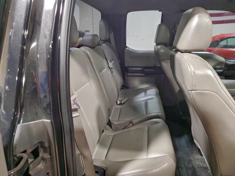 Фото 10 - FORD F-150