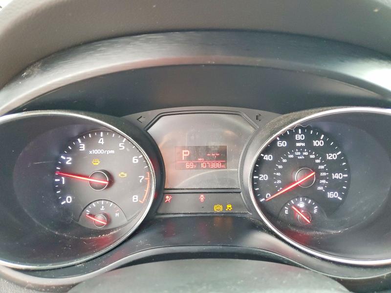 Фото 9 - KIA SEDONA