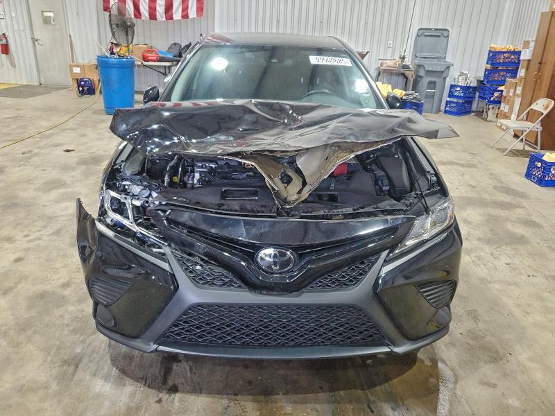 Фото 5 - TOYOTA CAMRY