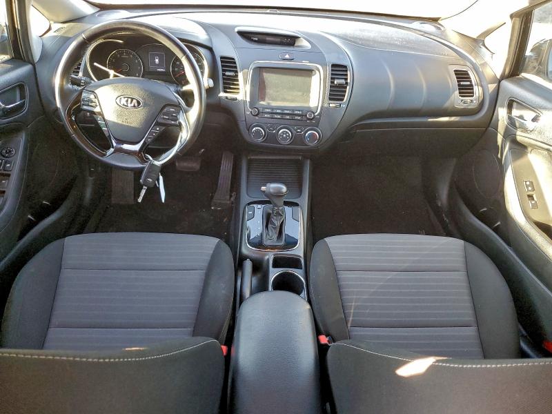 Фото 8 - KIA FORTE