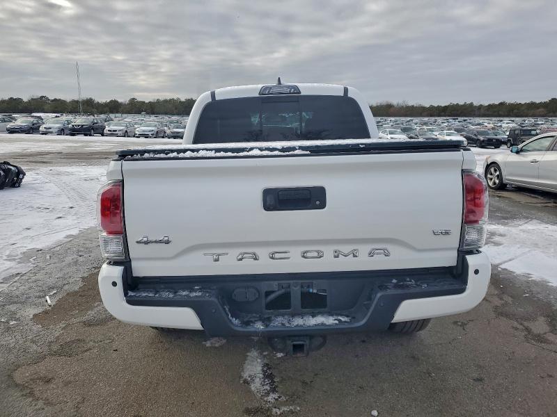 Фото 6 - TOYOTA TACOMA