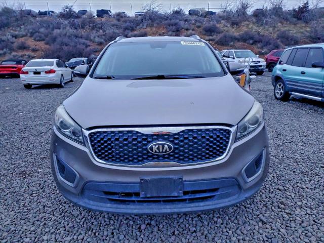 Фото 5 - KIA SORENTO