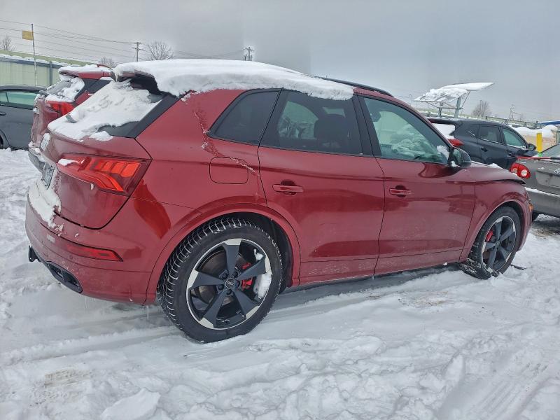 Фото 3 - AUDI SQ5