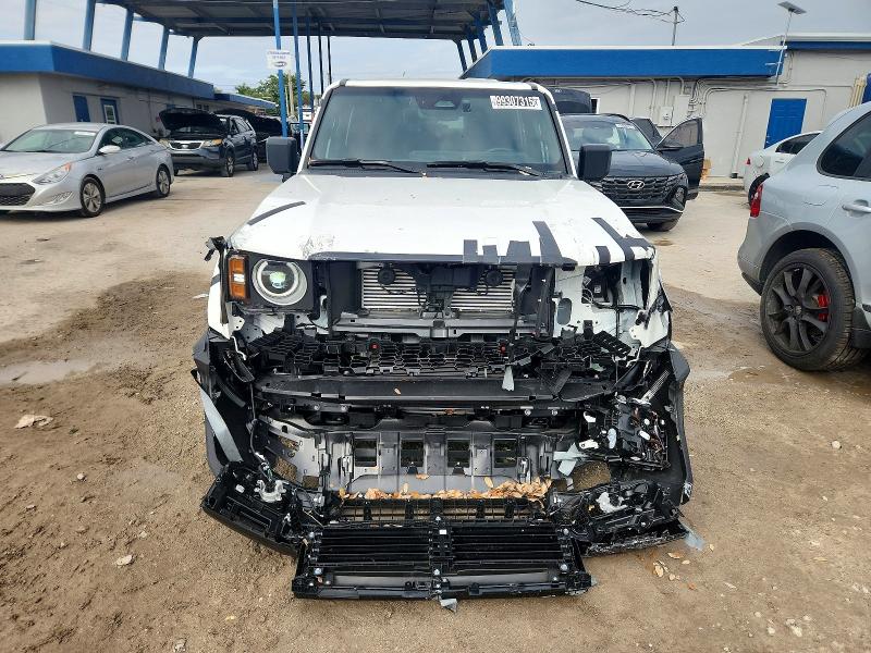 TOYOTA LAND CRUIS 2025 VIN JTEABFAJ9SK028990