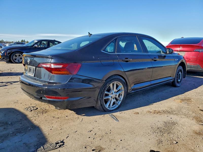 Фото 3 - VOLKSWAGEN JETTA