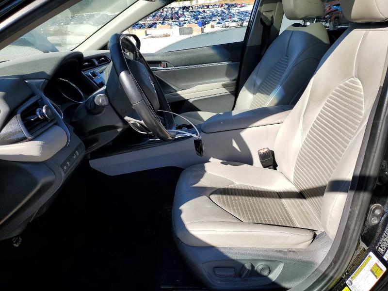 Фото 7 - TOYOTA CAMRY