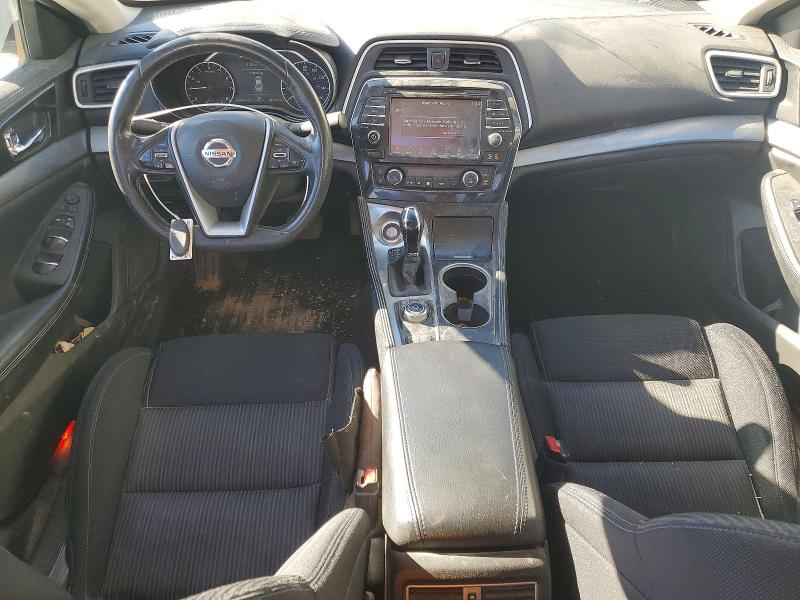 Фото 8 - NISSAN MAXIMA