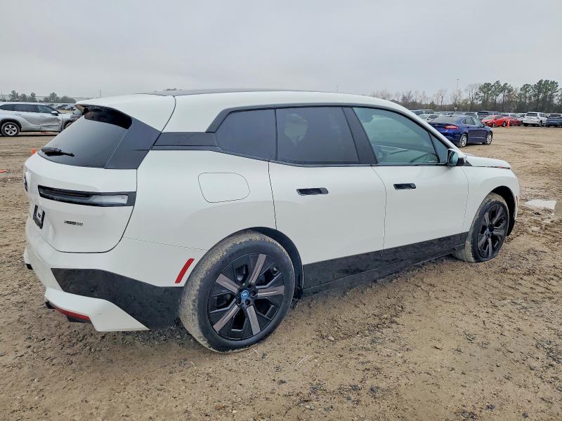 BMW IX XDRIVE5 2024 VIN WB523CF01RCP94121