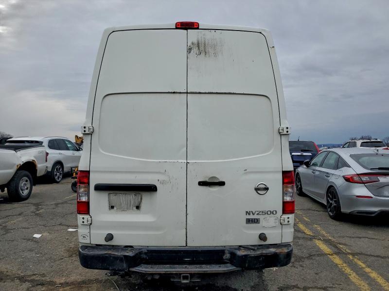 Фото 6 - NISSAN NV