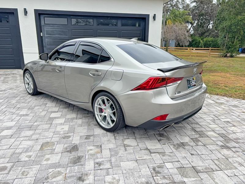 Фото 3 - LEXUS IS