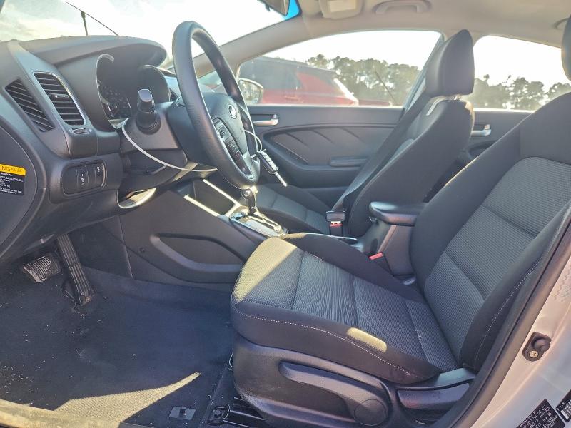 Фото 7 - KIA FORTE