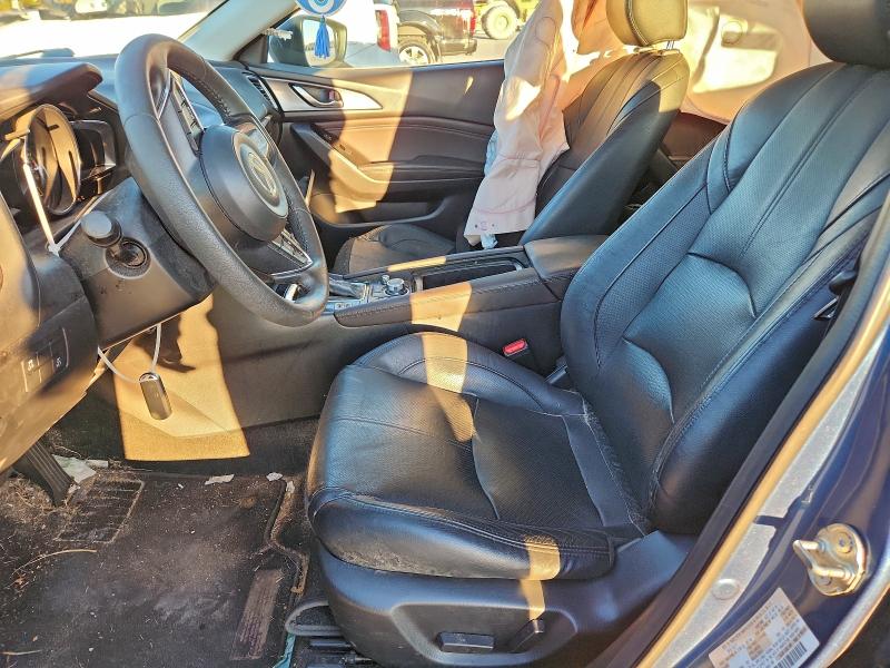 Фото 7 - MAZDA 3