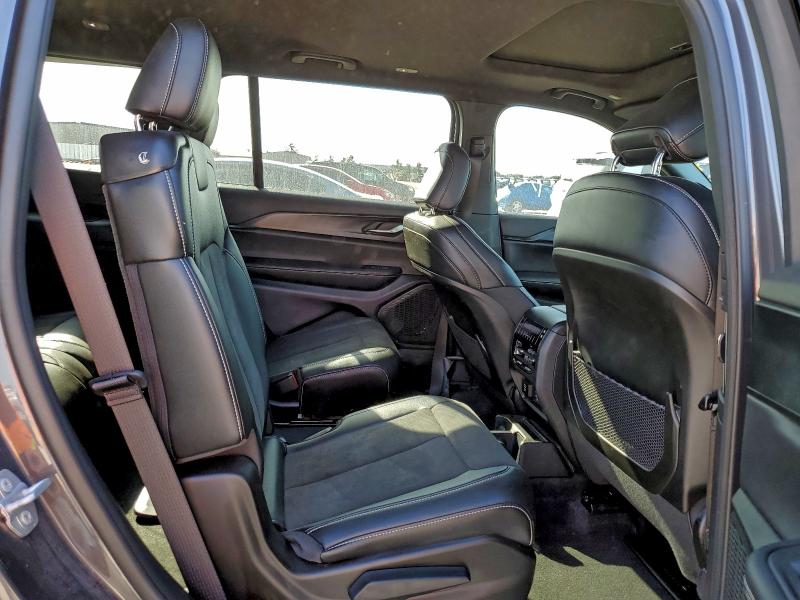 Фото 11 - JEEP GRAND CHER