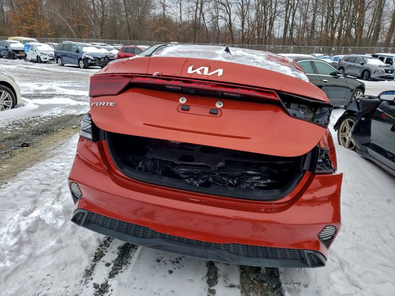 Фото 6 - KIA FORTE