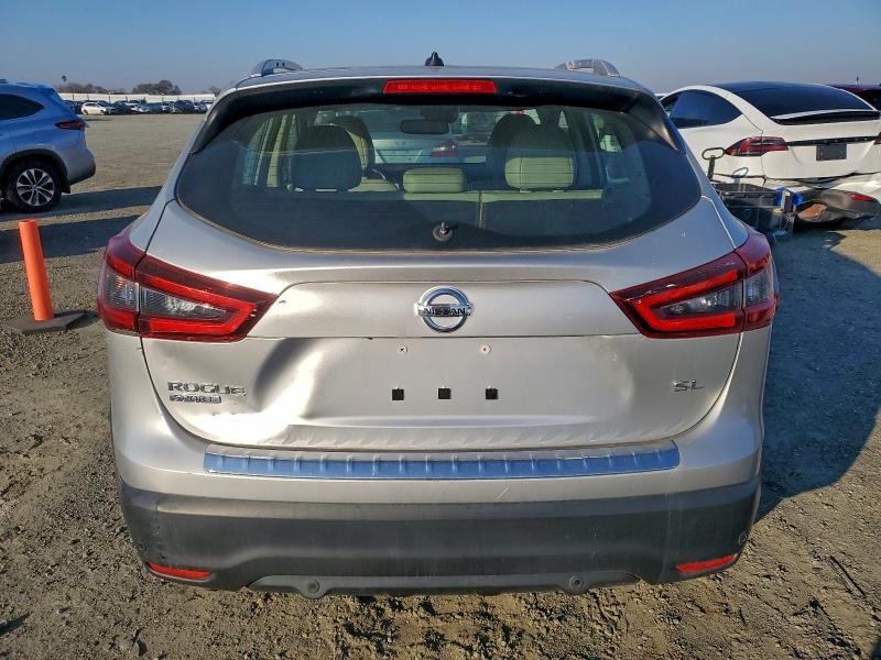 Фото 6 - NISSAN ROGUE