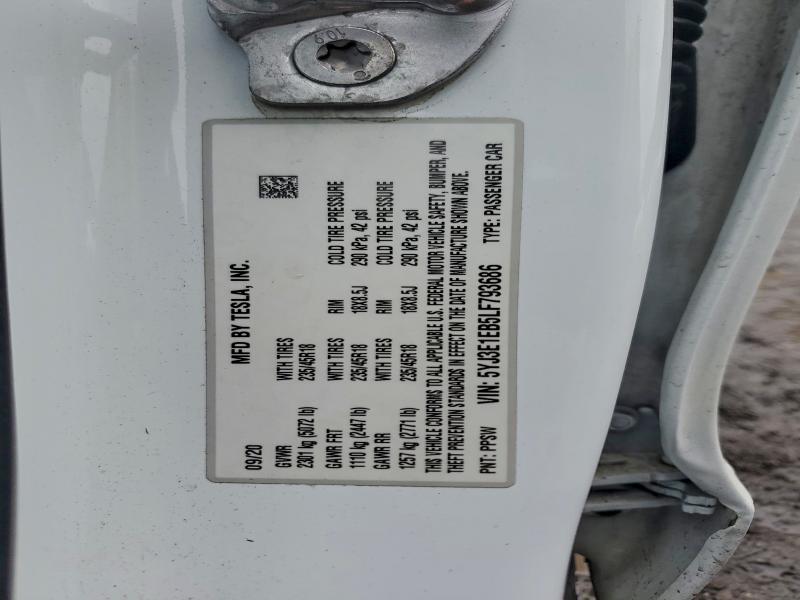 Фото 12 - TESLA MODEL 3