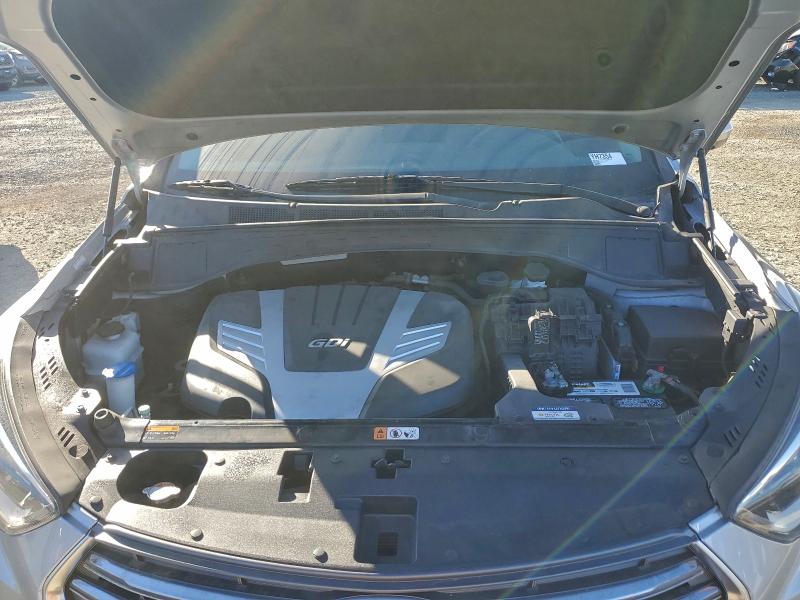 Фото 12 - HYUNDAI SANTA FE