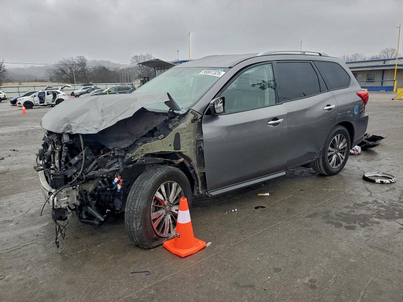 Фото 1 - NISSAN PATHFINDER