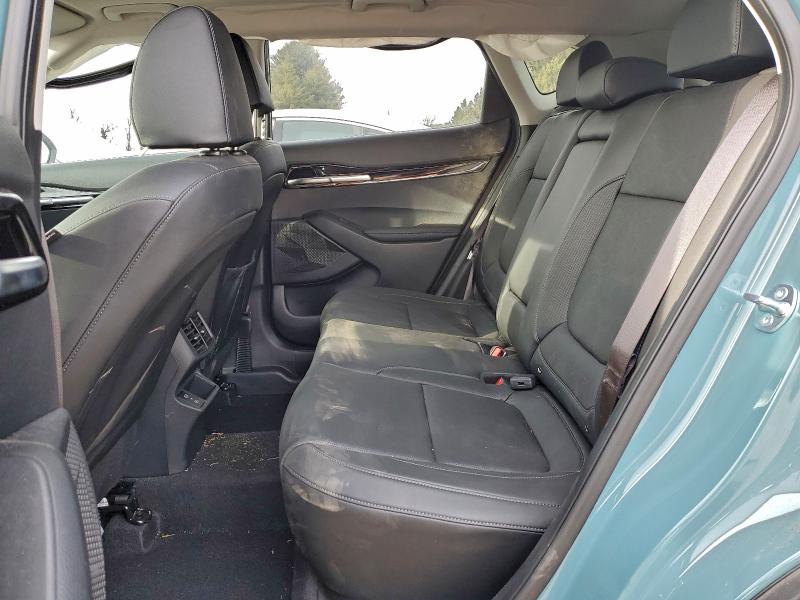 Фото 10 - KIA SELTOS