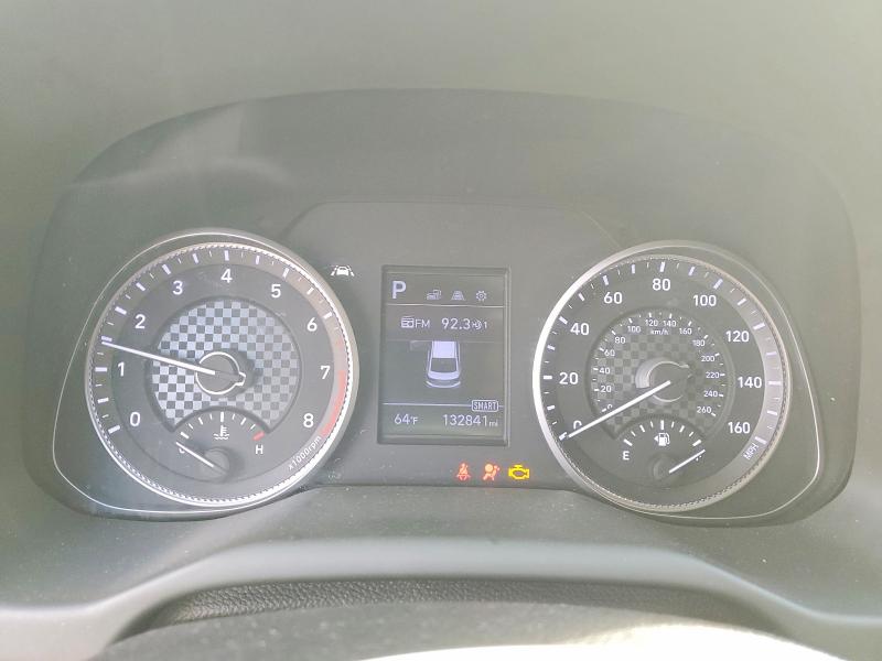 Фото 9 - HYUNDAI ELANTRA