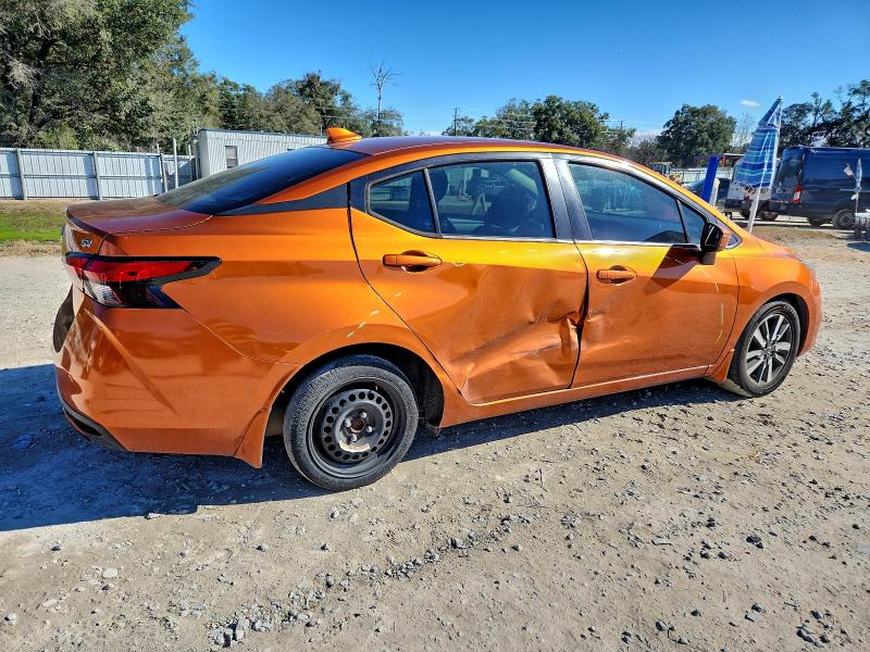 Фото 3 - NISSAN VERSA