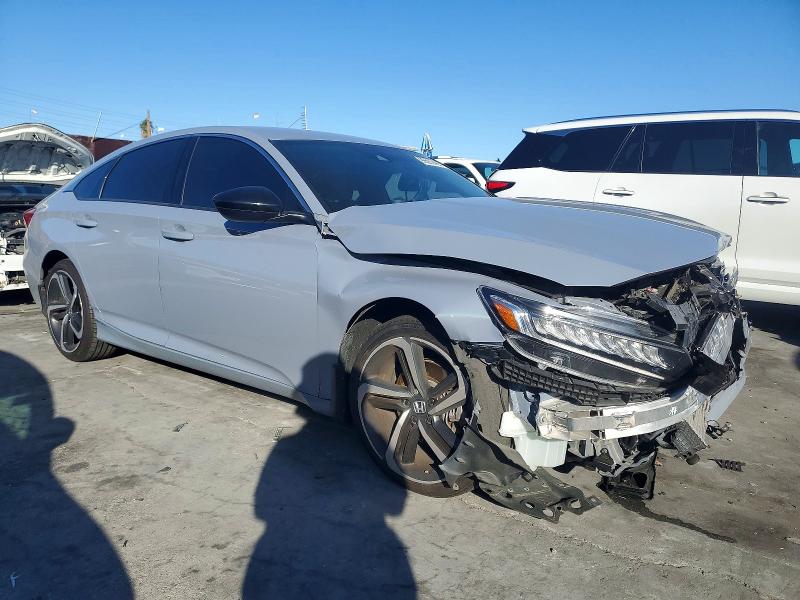 Фото 4 - HONDA ACCORD