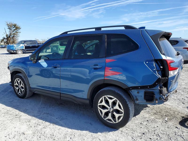 Фото 2 - SUBARU FORESTER