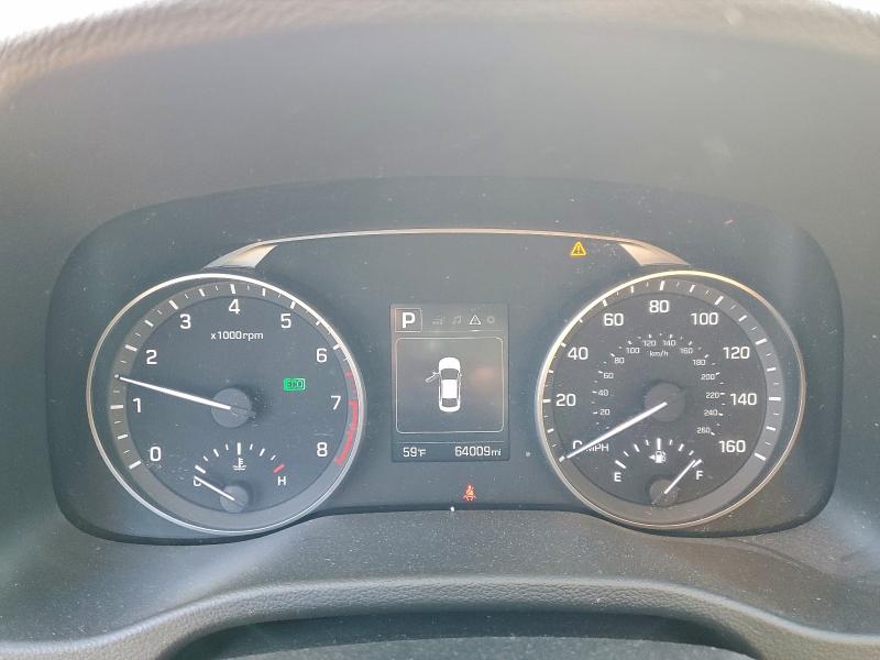 Фото 9 - HYUNDAI ELANTRA