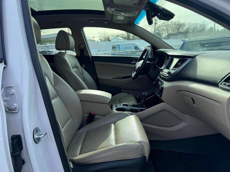 Фото 9 - HYUNDAI TUCSON