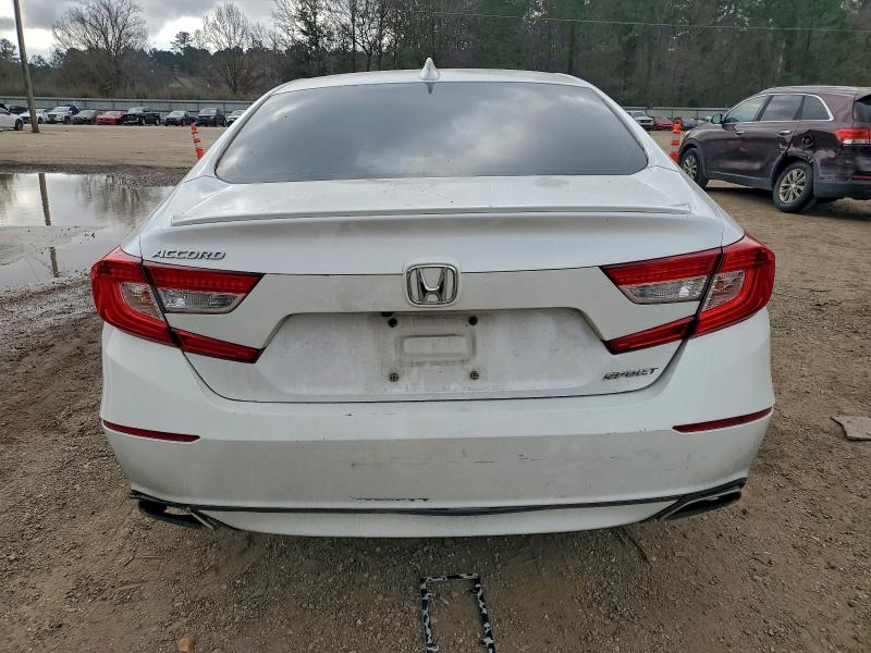 Фото 6 - HONDA ACCORD