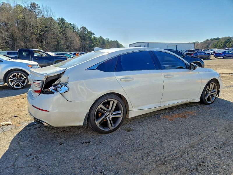 Фото 3 - HONDA ACCORD