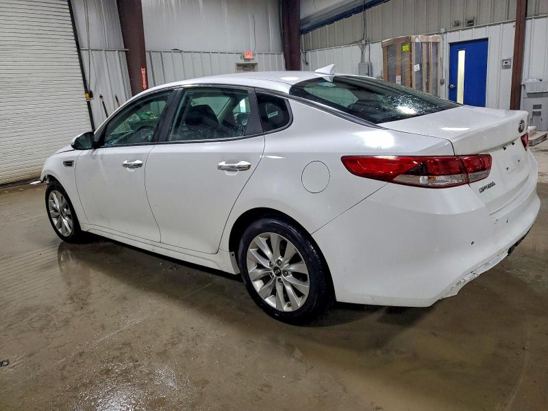 Фото 2 - KIA OPTIMA