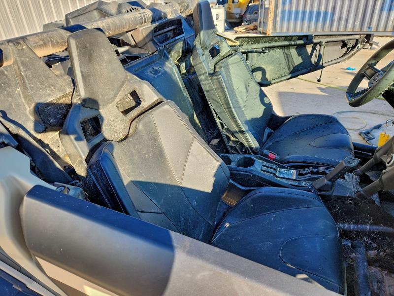 CAN-AM MAVERICK X 2023