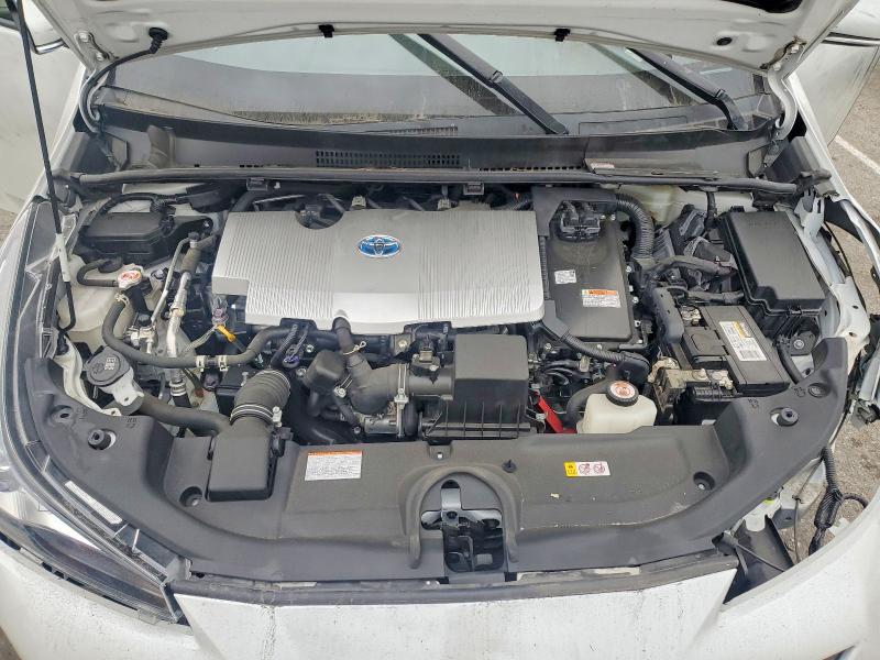 Фото 11 - TOYOTA PRIUS