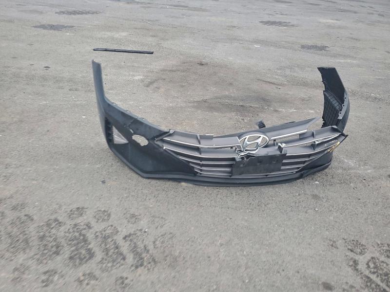 Фото 12 - HYUNDAI ELANTRA