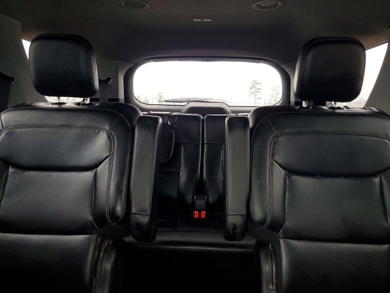 Фото 10 - FORD EXPLORER