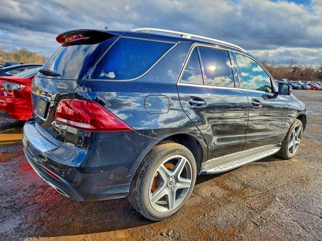 Фото 3 - MERCEDES-BENZ GLE-CLASS
