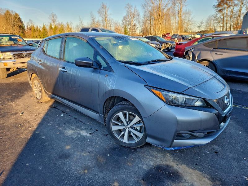 Фото 4 - NISSAN LEAF