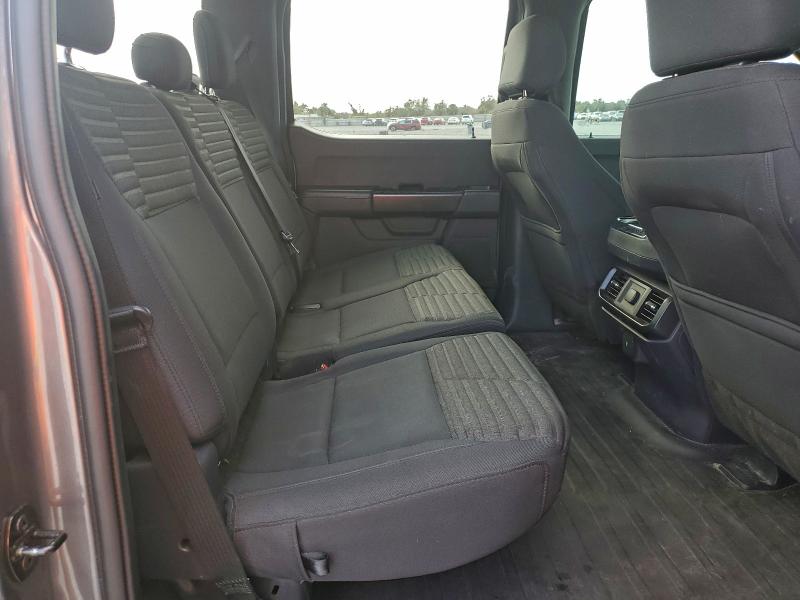 Фото 10 - FORD F-150