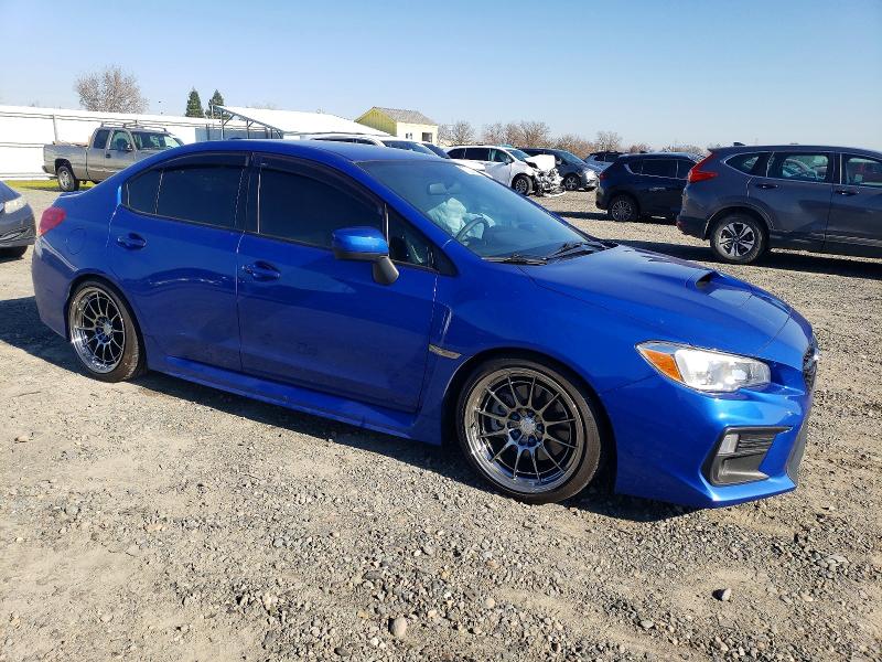 Фото 4 - SUBARU WRX