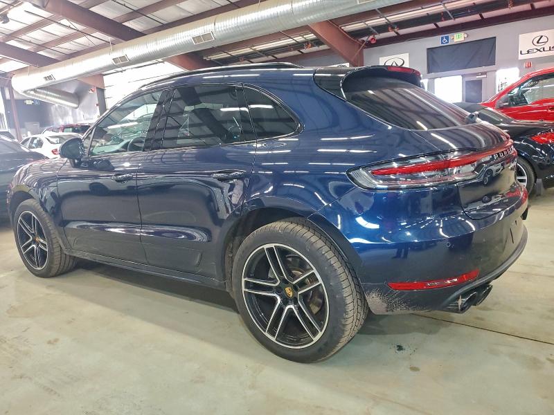 Фото 2 - PORSCHE MACAN