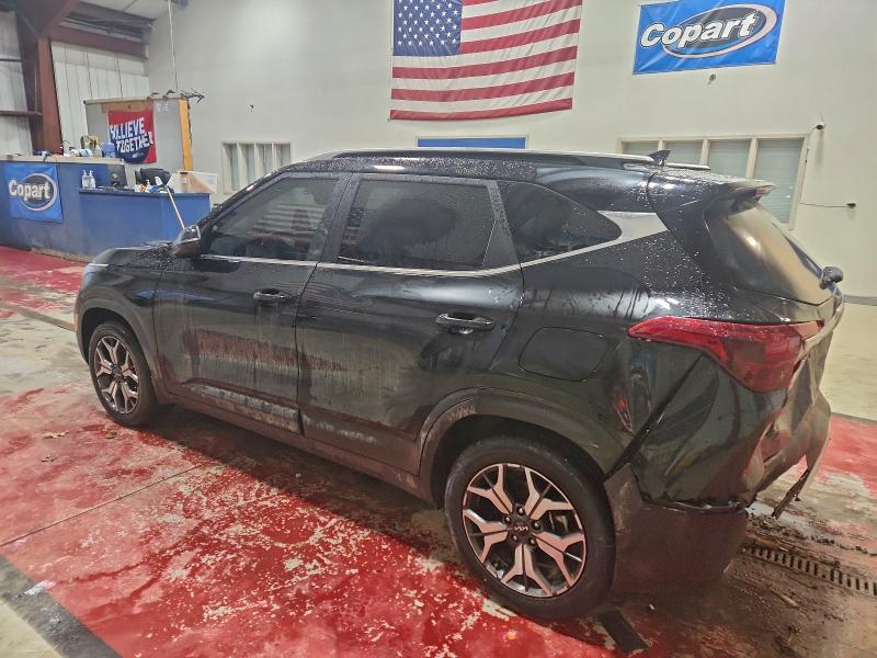 Фото 2 - KIA SELTOS