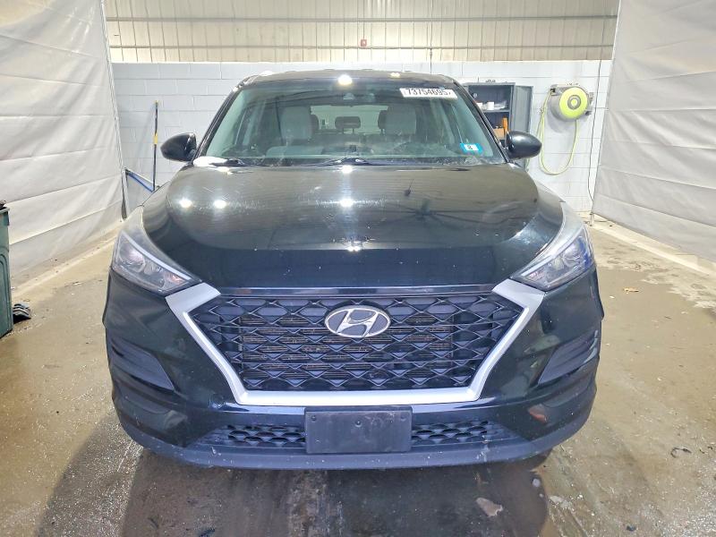 Фото 5 - HYUNDAI TUCSON